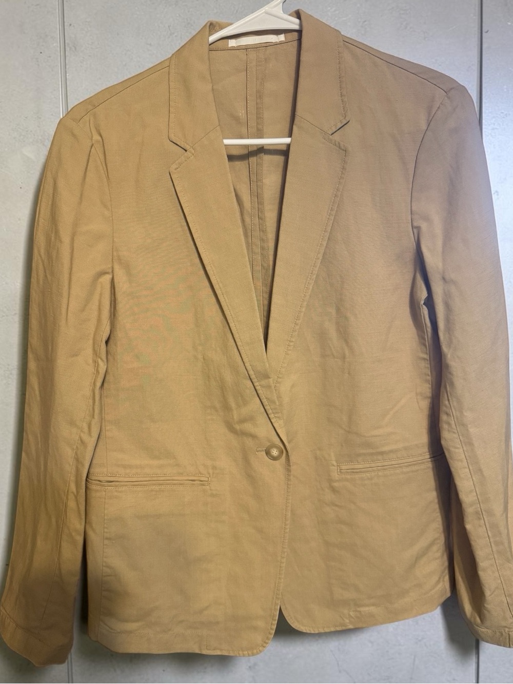 Uniqlo Beige Linen Single-Button Blazer